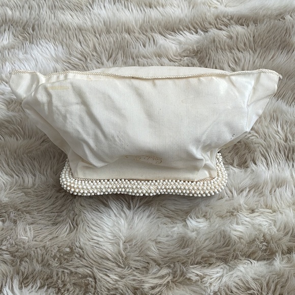 1950-60s CORDE BEAD Vintage x Lumured Cream Clutch - Picture 8 of 8